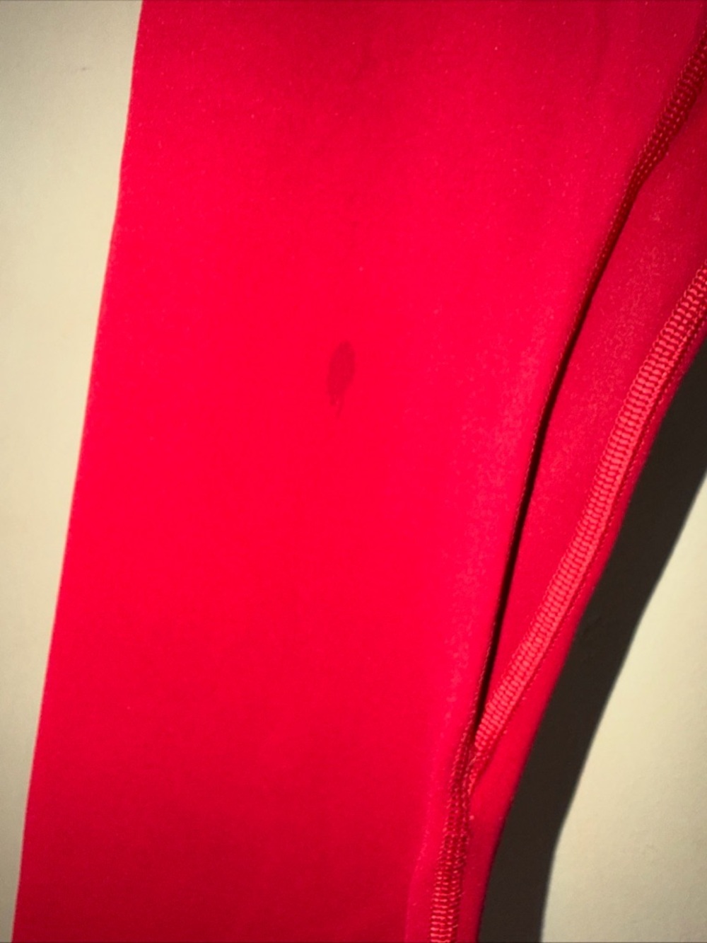 Women’s Lunar Lululemon size 6 Align leggings Red With Gold Logo-see Description - Picture 5 of 7